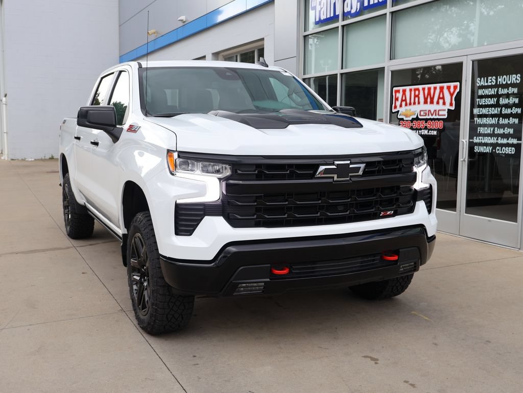 New 2026 Chevrolet Silverado 1500 LT Trail Boss w/ Convenience Package II AWD/4WD image 2