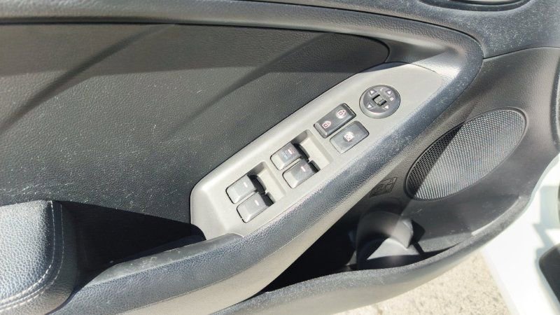 Used 2018 Kia Forte LX image 13