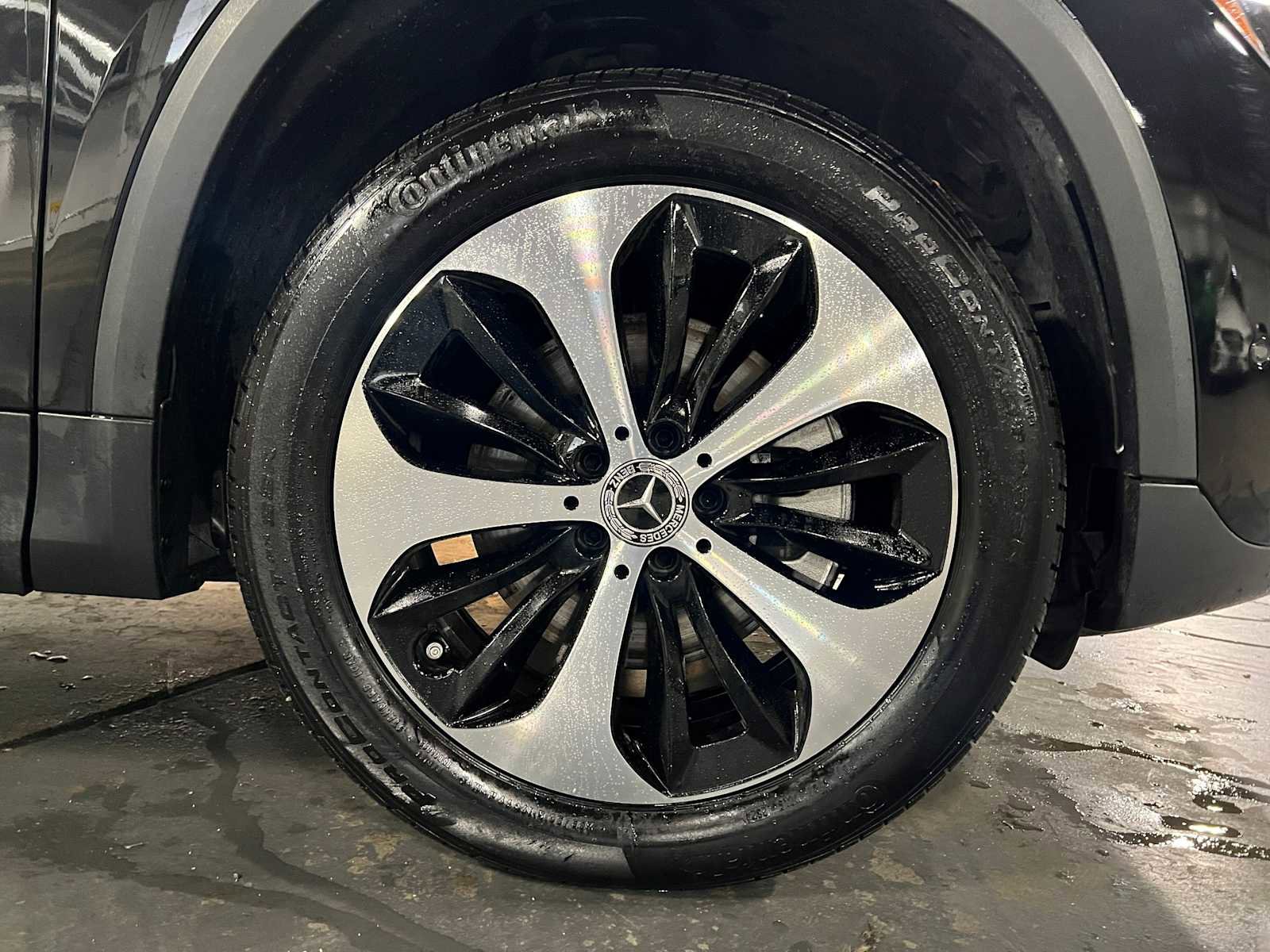 Used 2025 Mercedes-Benz GLA 250 4MATIC image 6