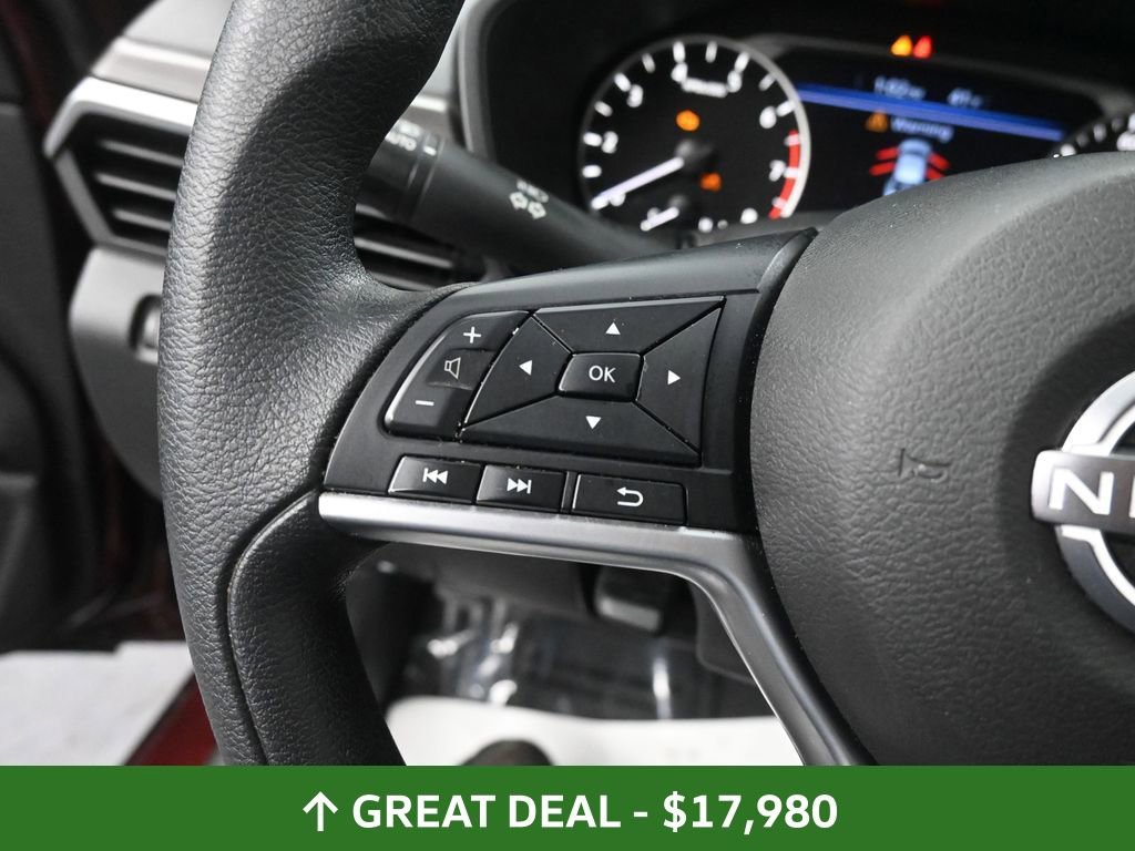 Used 2024 Nissan Altima 2.5 SV image 34