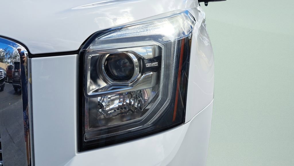 Used 2019 GMC Yukon Denali w/ Denali Ultimate Package image 9
