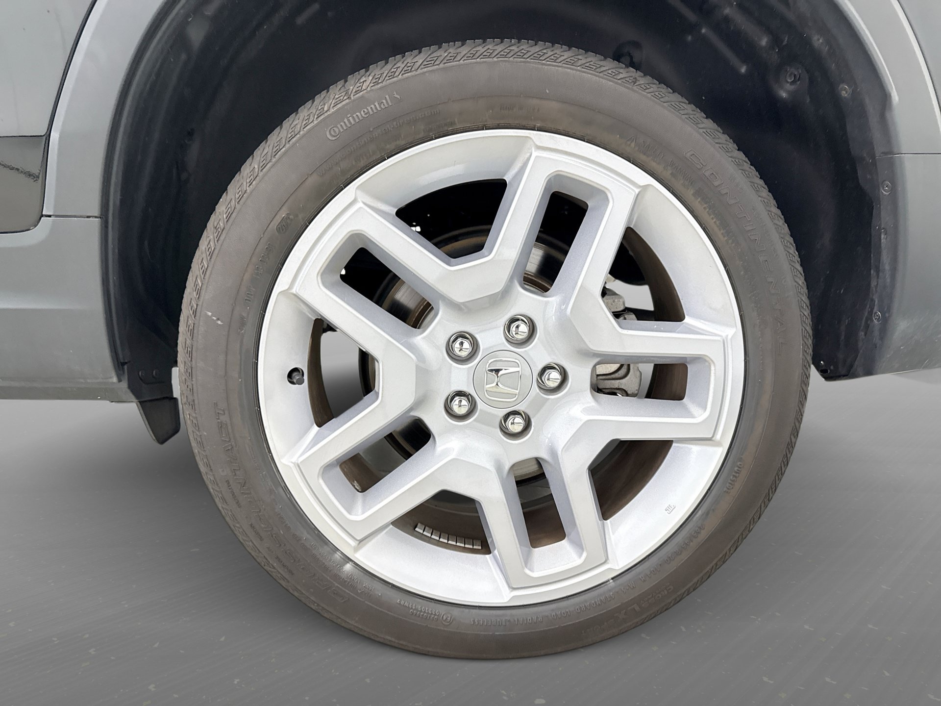 Used 2025 Honda Passport EX-L image 20