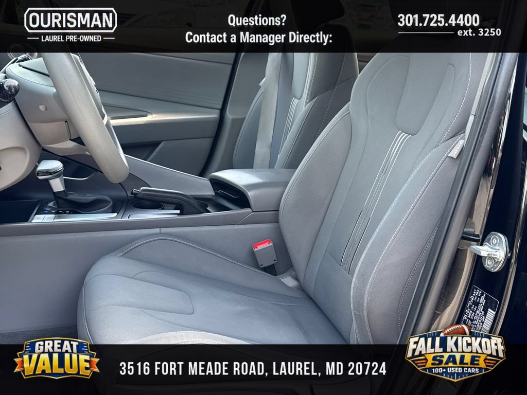 Used 2023 Hyundai Elantra SEL FWD image 6