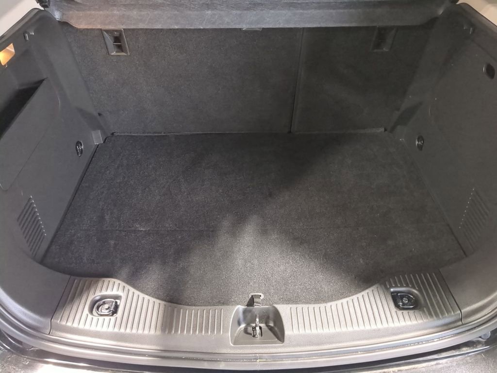 Used 2019 Buick Encore Essence image 37