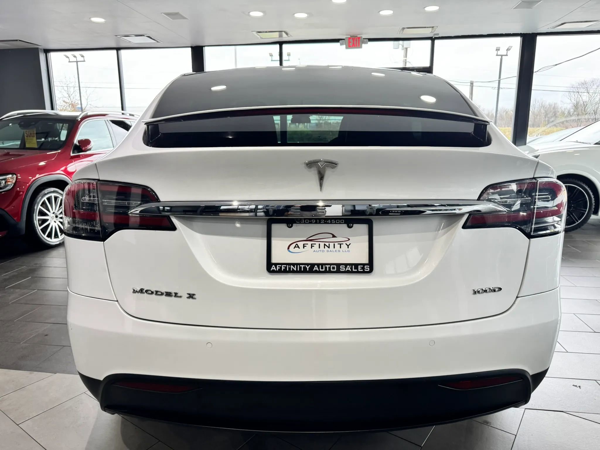Used 2017 Tesla Model X 100D image 4
