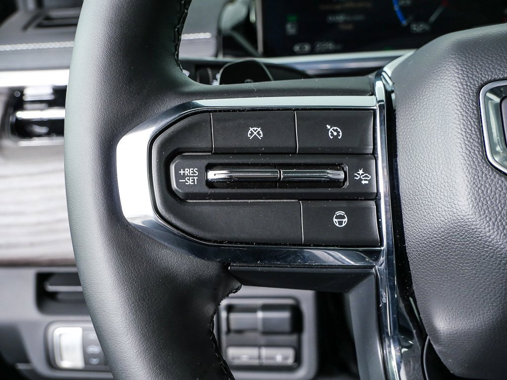 Used 2024 GMC Sierra EV Denali image 11