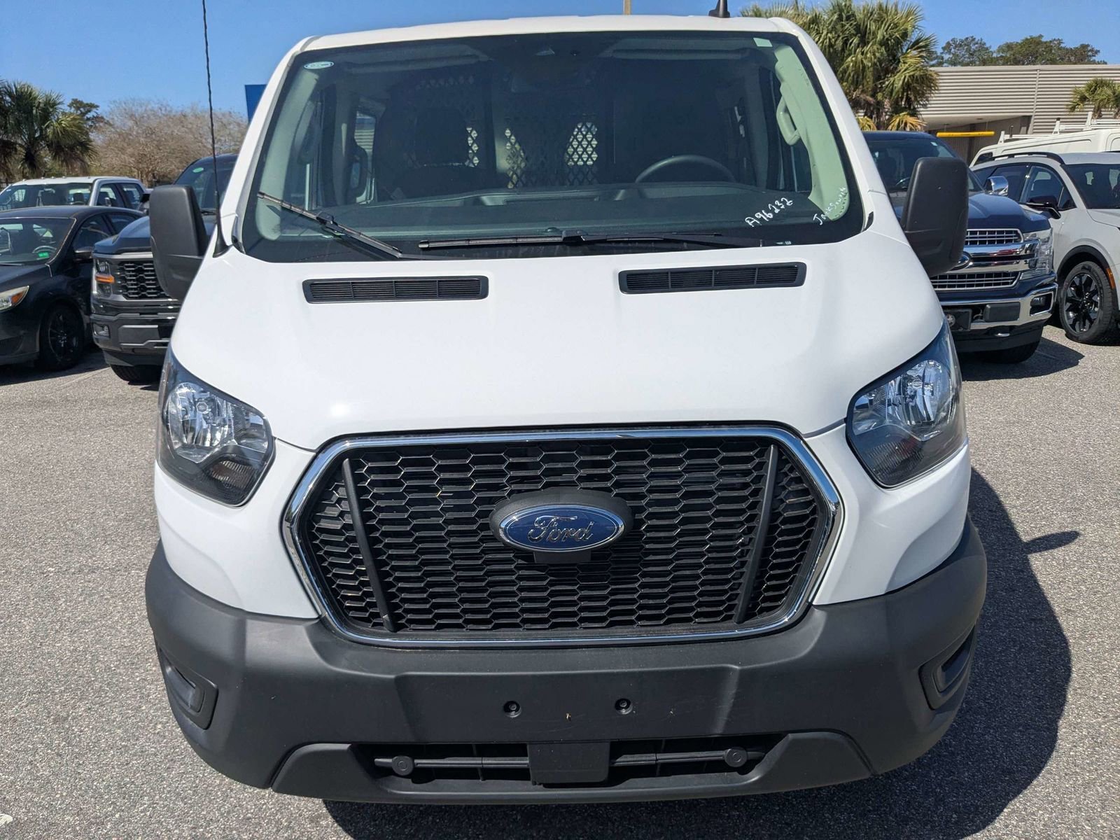 Used 2024 Ford Transit 250 BASE w/ Exterior Upgrade Package image 9
