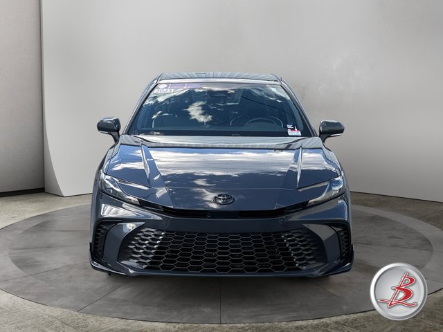Used 2025 Toyota Camry SE w/ Convenience Package AWD/4WD image 2
