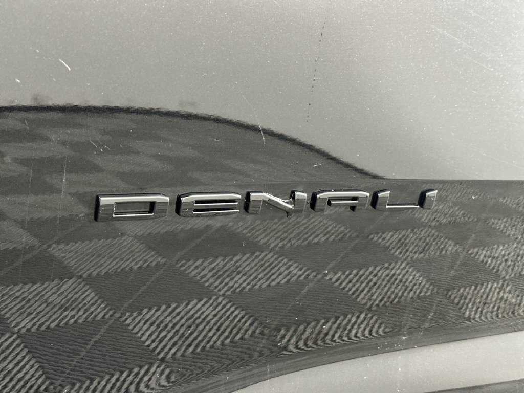 New 2027 GMC Acadia Denali w/ LPO, Black Badging Package AWD/4WD image 35