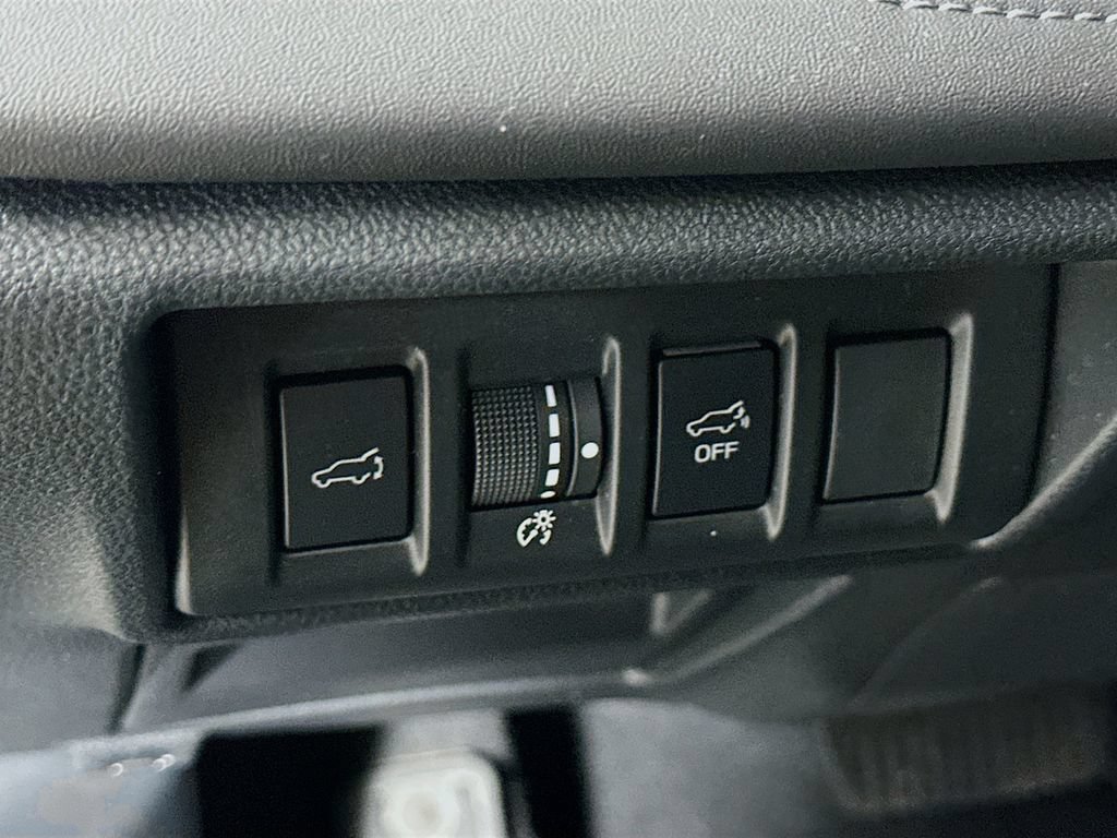 Certified 2025 Subaru Outback Limited AWD/4WD image 15
