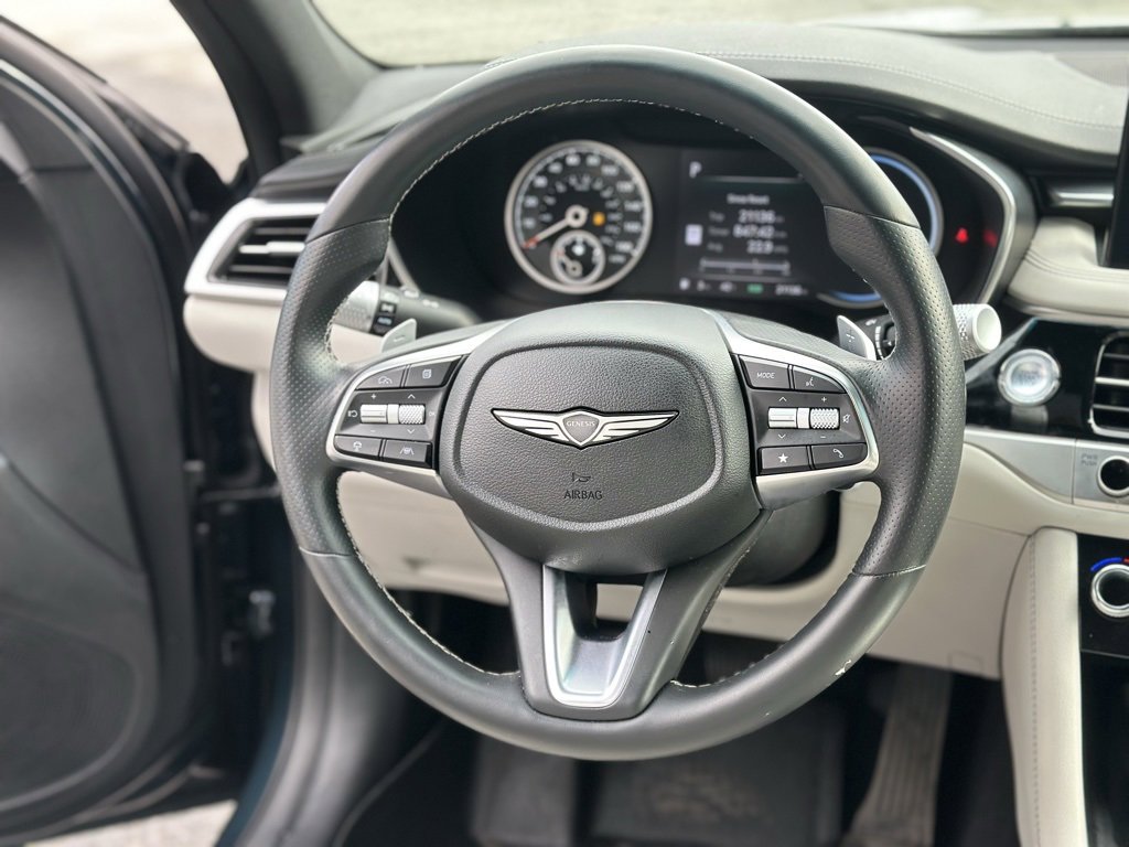 Used 2024 Genesis G70 2.5T image 11