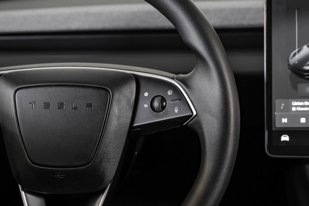 Used 2025 Tesla Model 3 Long Range image 17