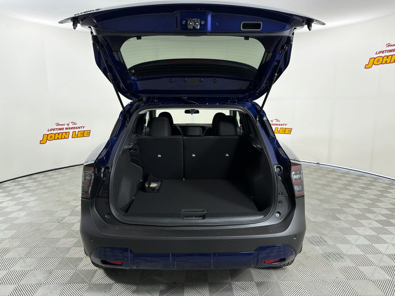 New 2026 Nissan Kicks SV w/ SV Premium Package FWD image 5