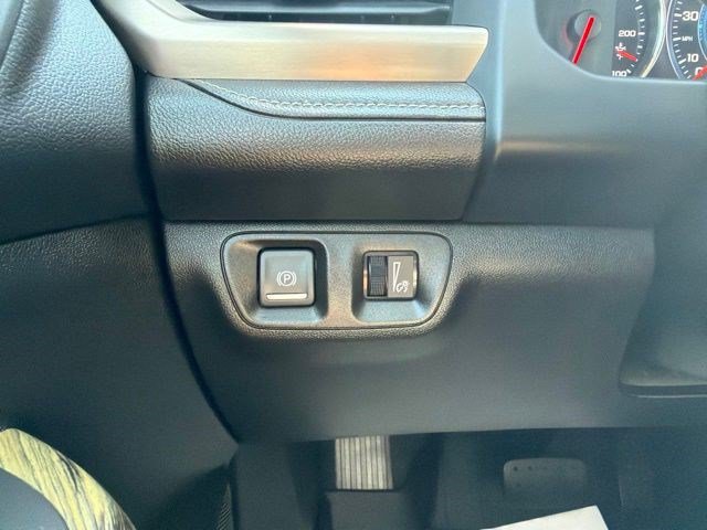 Used 2019 GMC Acadia Denali w/ Technology Package AWD/4WD image 31