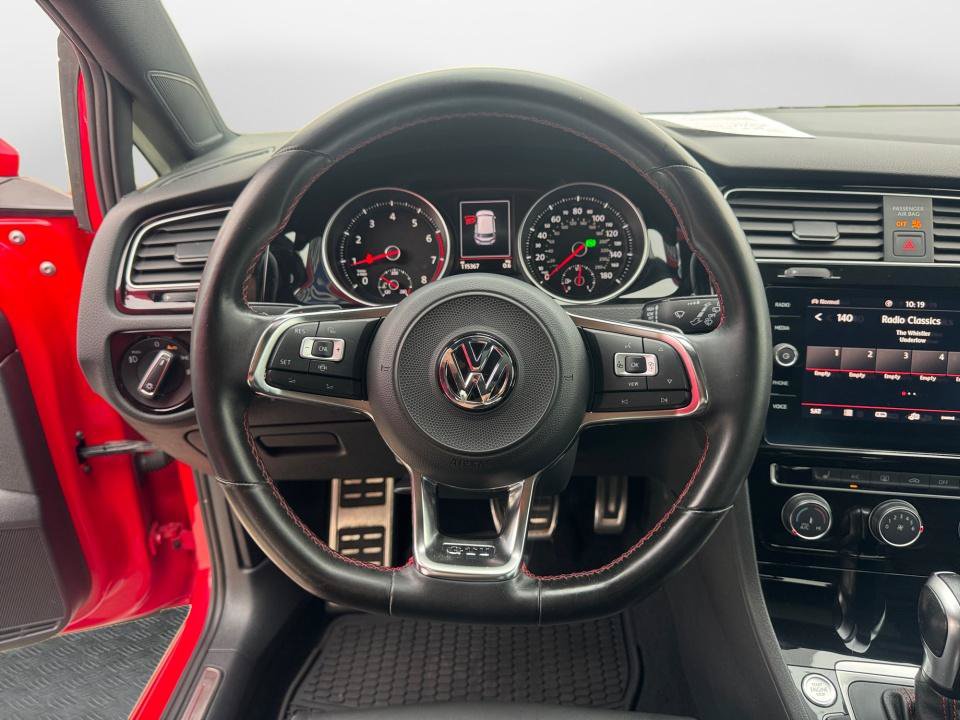 Used 2020 Volkswagen GTI SE FWD image 11