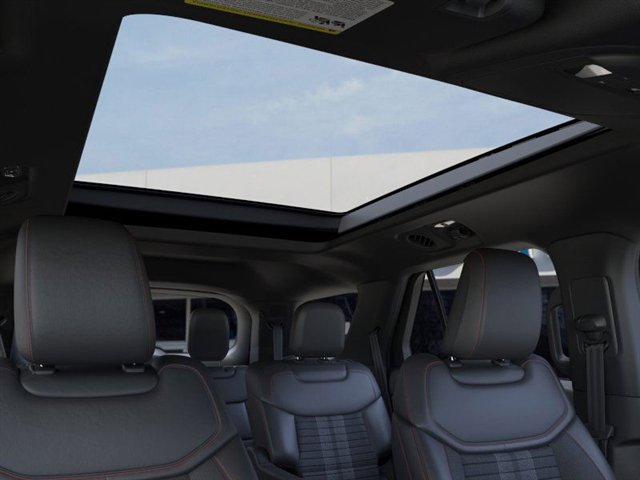 New 2026 Ford Explorer ST-Line w/ ST-Line Street Pack image 22