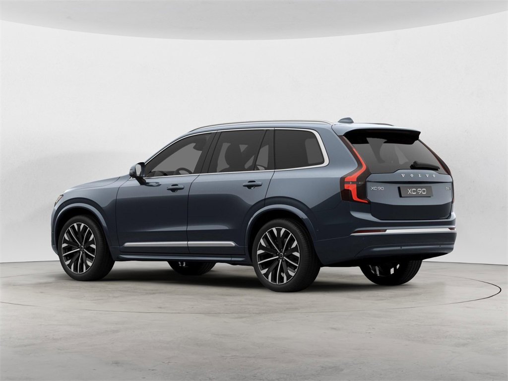 Certified 2025 Volvo XC90 B6 Plus image 3