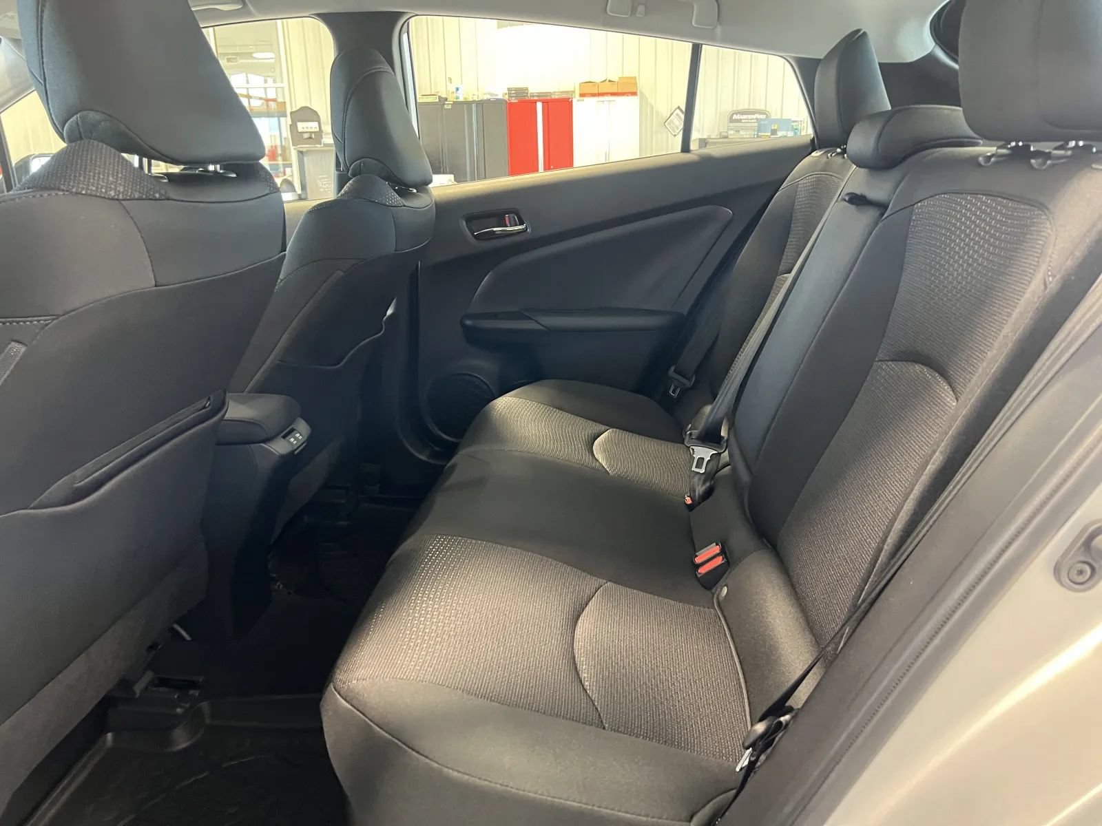 Used 2019 Toyota Prius LE FWD image 14