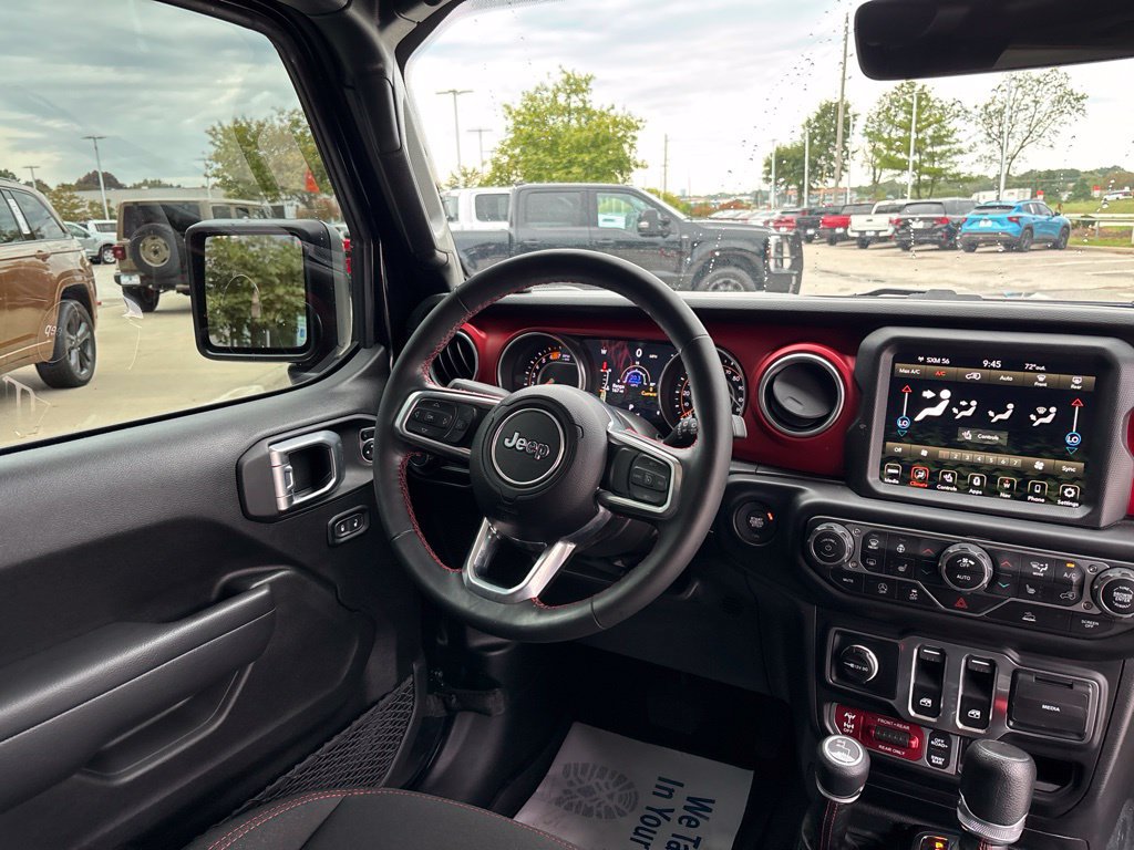 Used 2023 Jeep Wrangler Rubicon w/ LED Lighting Group AWD/4WD image 19