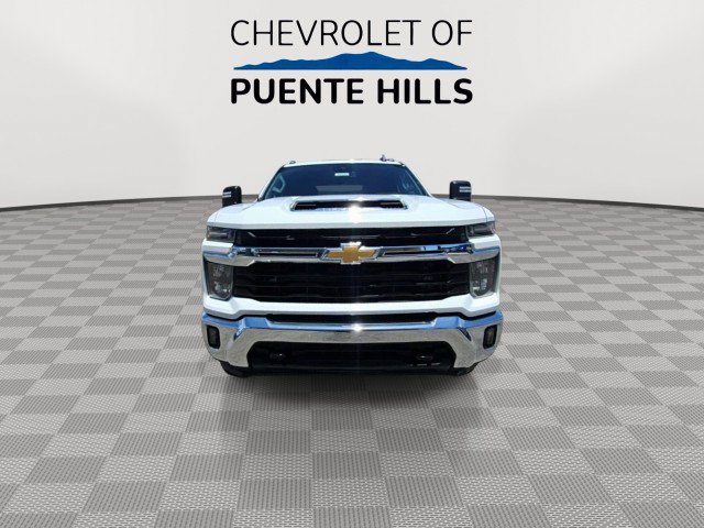 Used 2024 Chevrolet Silverado 3500 LT w/ Convenience Package AWD/4WD image 3
