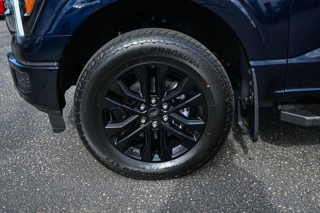Used 2025 Ford F150 Lariat AWD/4WD image 12