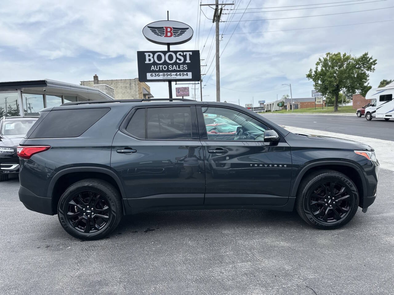 Used 2020 Chevrolet Traverse RS w/ LPO, Floor Liner Package AWD/4WD image 8