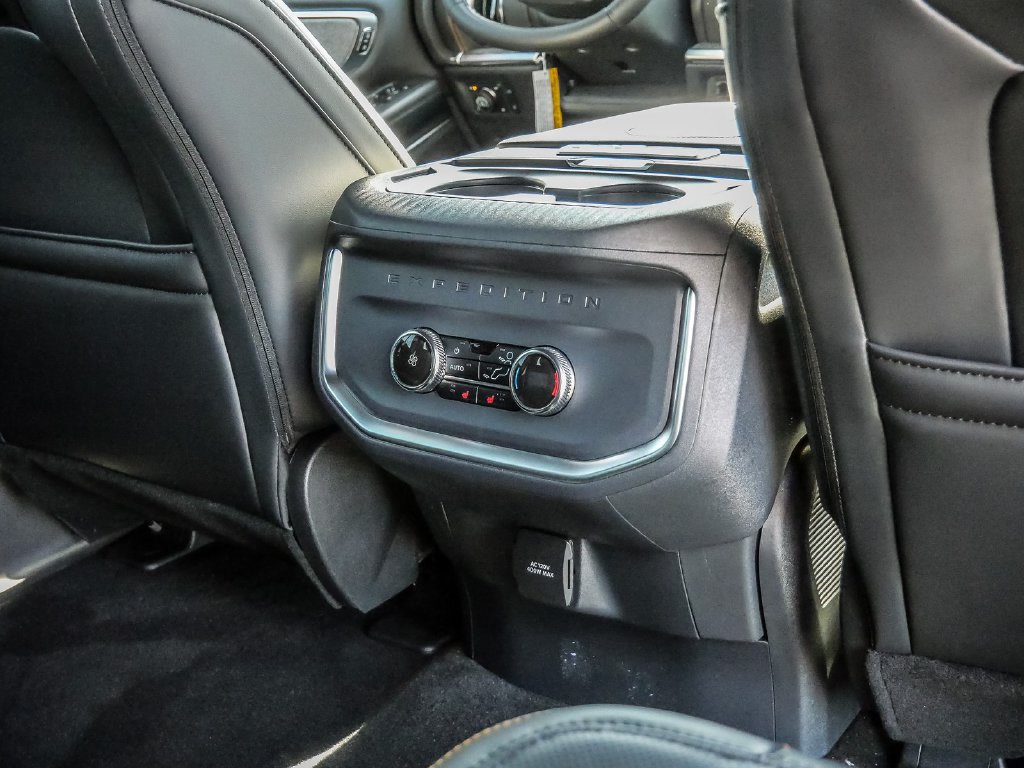 New 2027 Ford Expedition Tremor w/ Driver's Package AWD/4WD image 31
