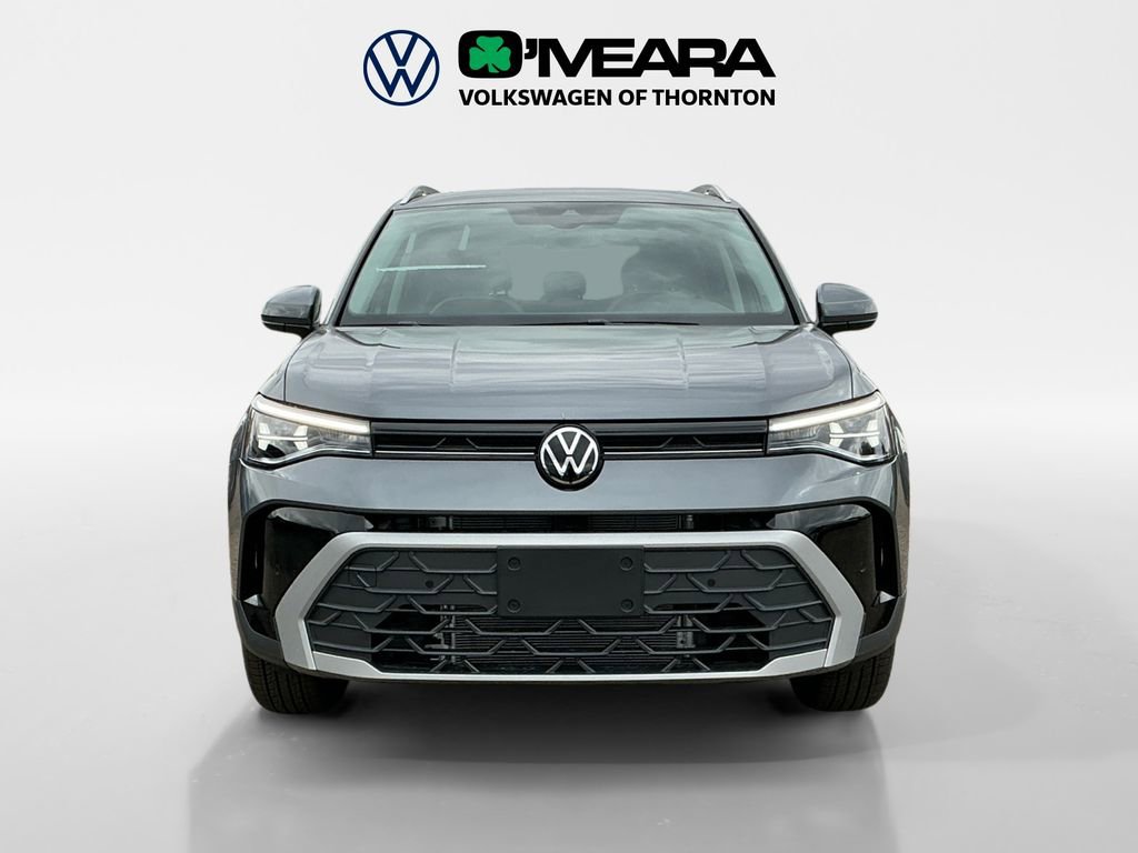 New 2025 Volkswagen Taos SE image 8