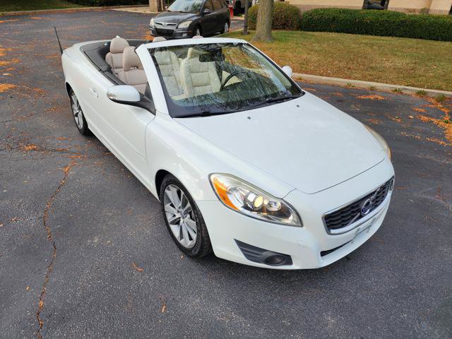 Used 2011 Volvo C70 T5 image 16