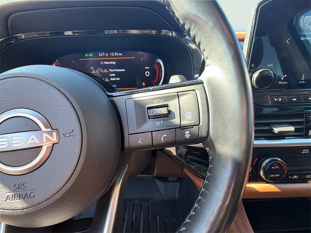 Used 2023 Nissan Pathfinder Platinum w/ Cargo Package image 33