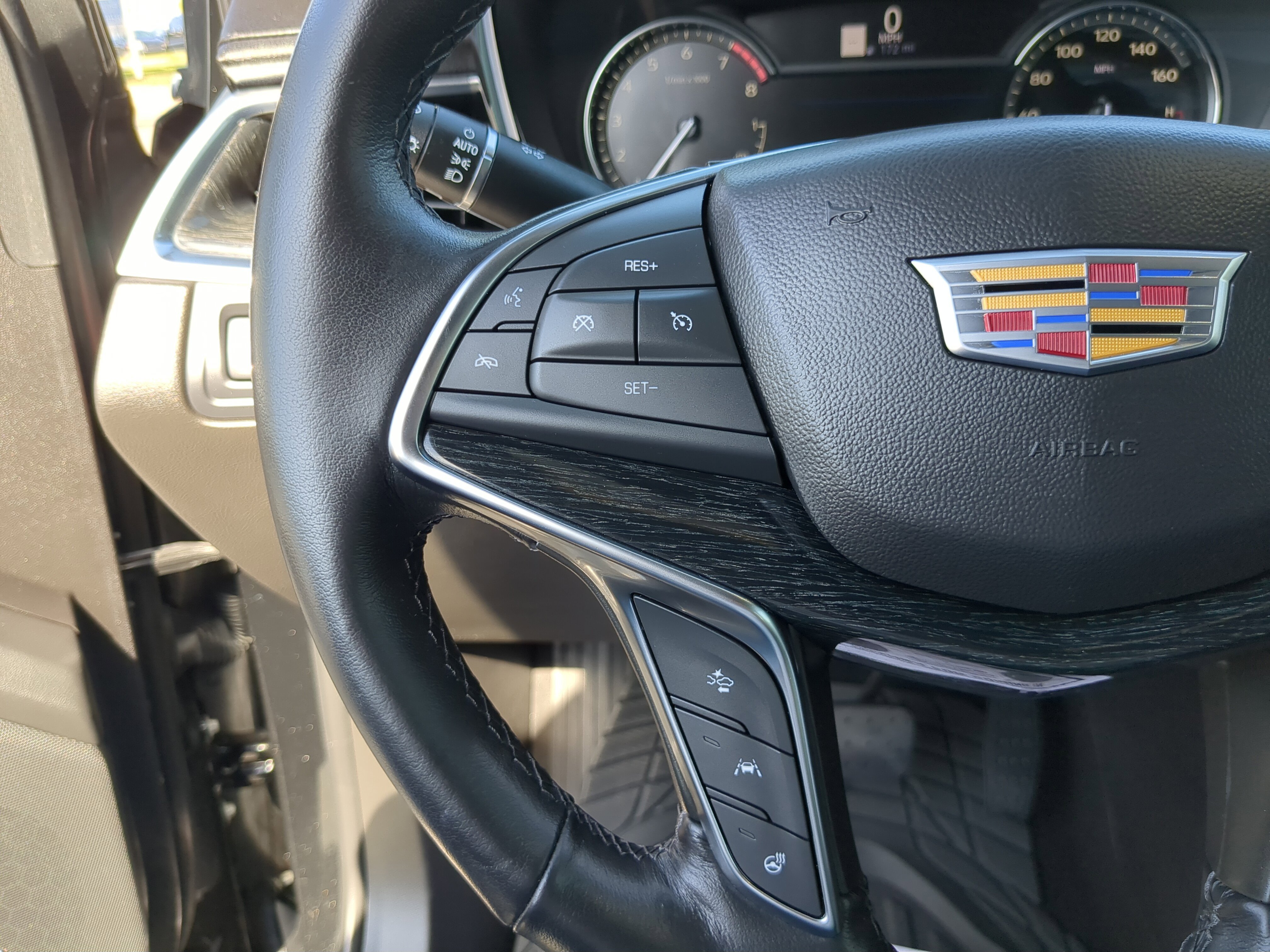 Certified 2023 Cadillac XT5 Premium Luxury image 32