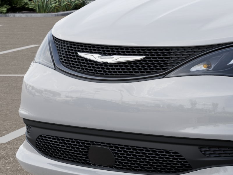 New 2026 Chrysler Voyager LX image 11