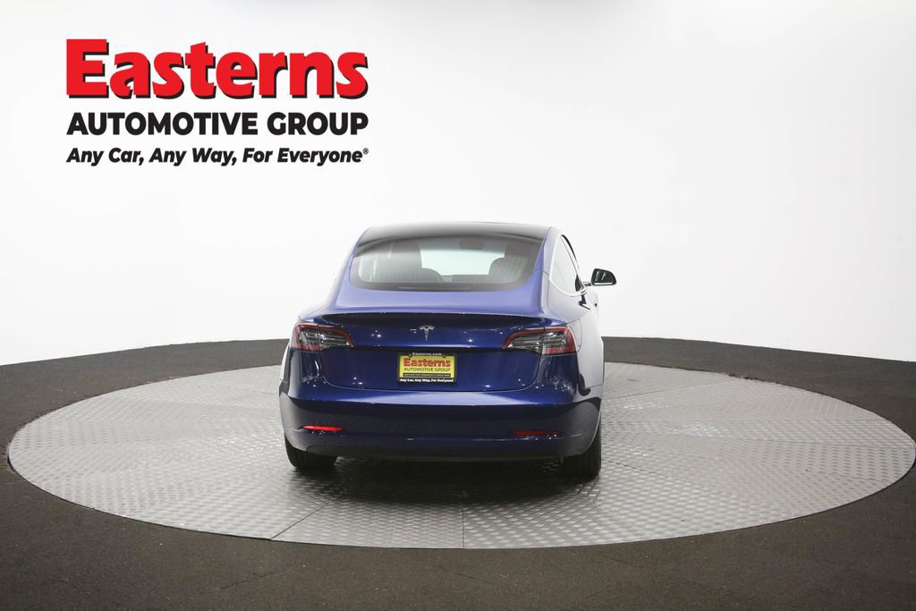 Used 2019 Tesla Model 3 Standard Range image 32
