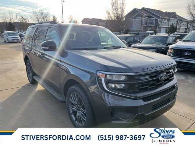 New 2026 Ford Expedition Platinum w/ Stealth Appearance Package