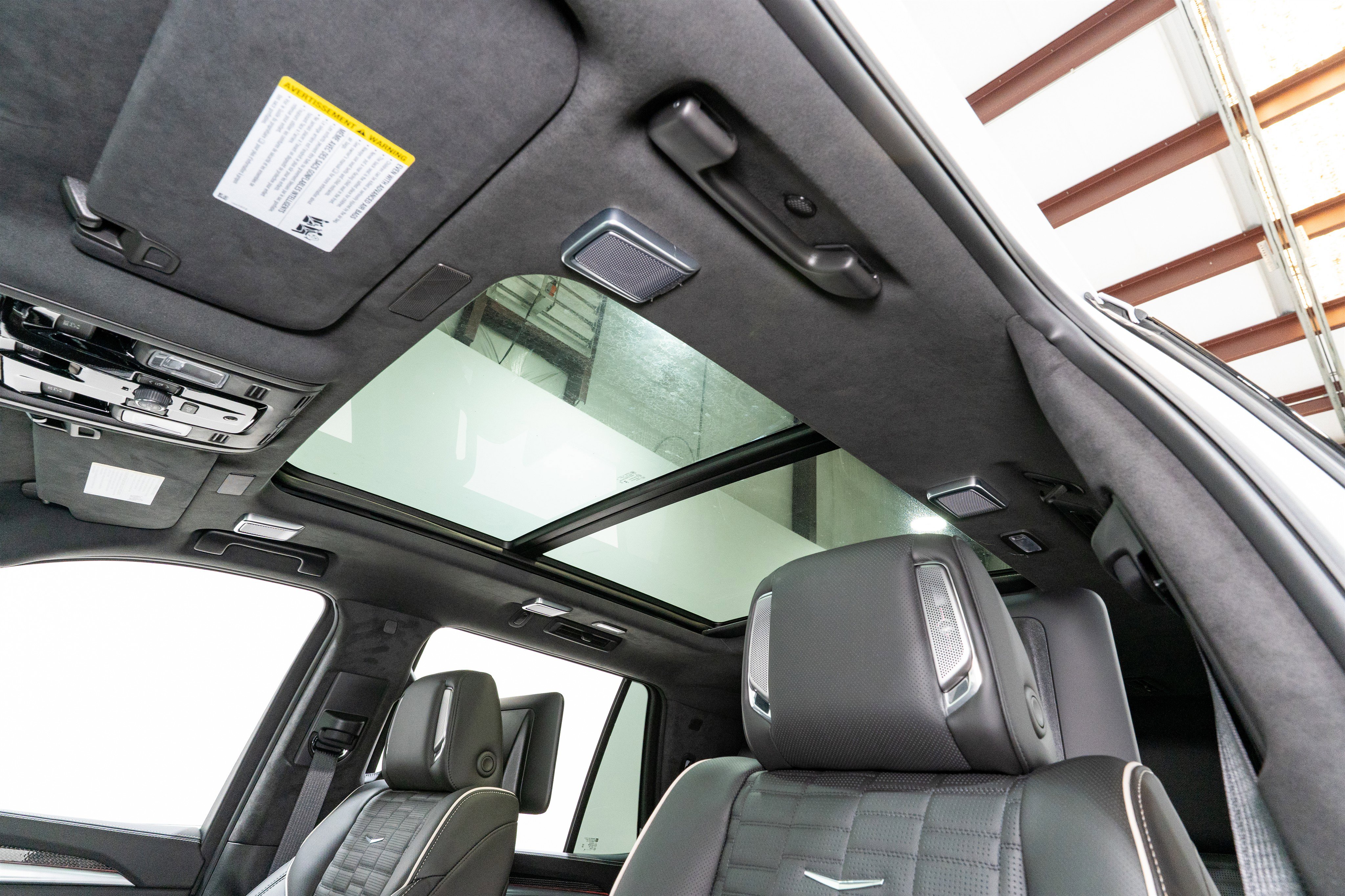Used 2026 Cadillac Escalade V w/ LPO, ONYX Package AWD/4WD image 18
