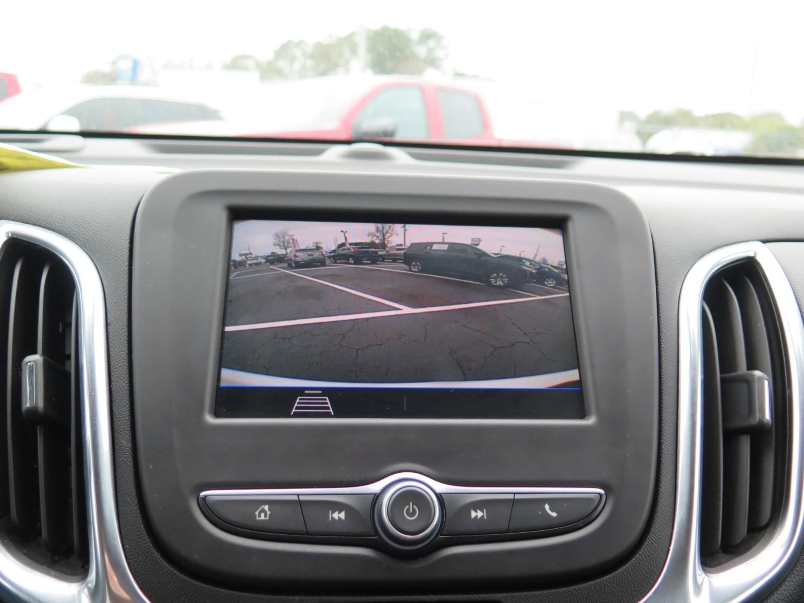 Used 2020 Chevrolet Equinox LT image 12