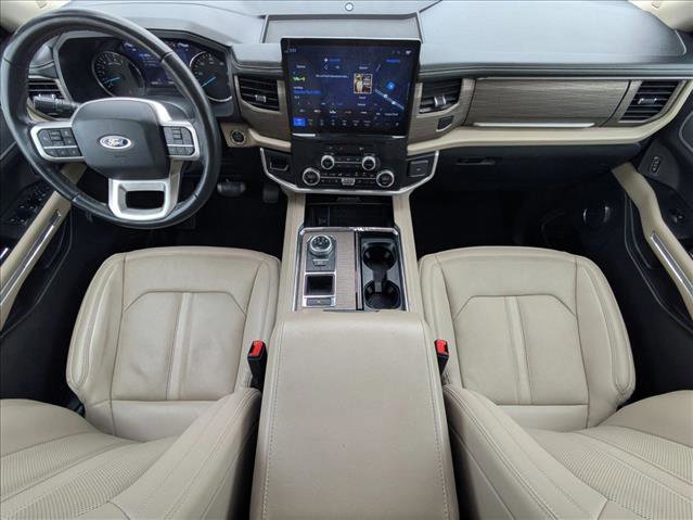 Used 2024 Ford Expedition Limited RWD image 17