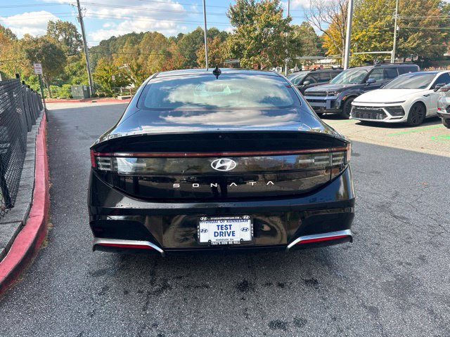Used 2024 Hyundai Sonata SEL FWD image 4