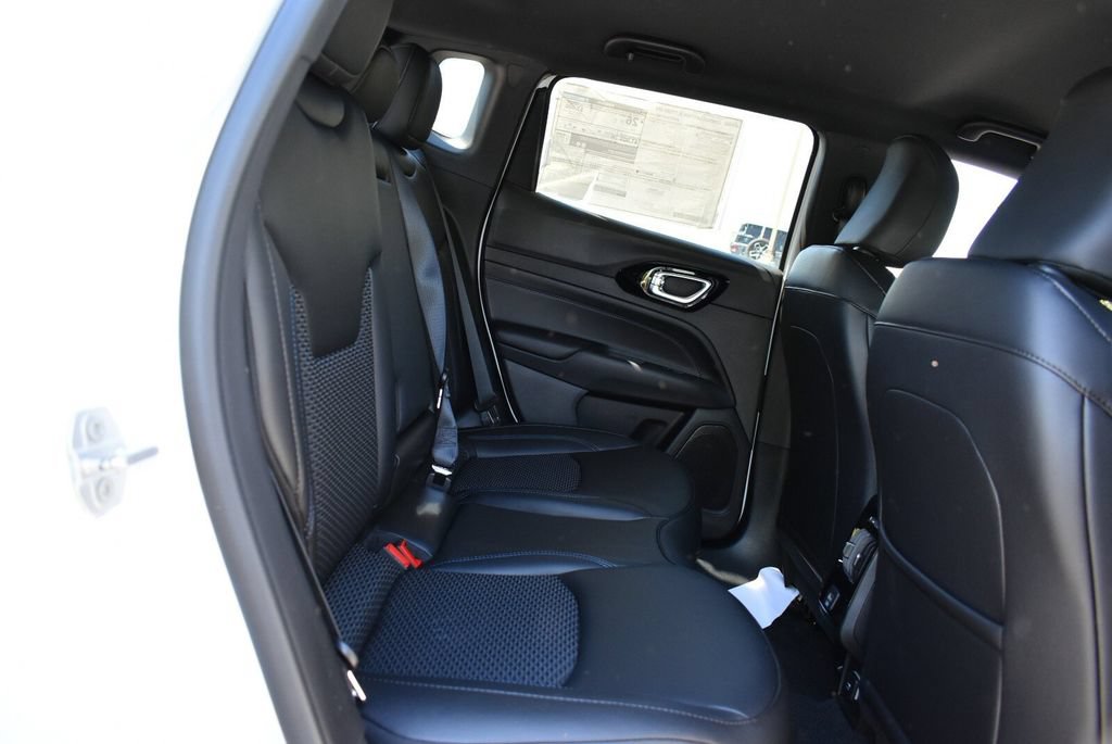 New 2026 Jeep Compass Latitude AWD/4WD image 26