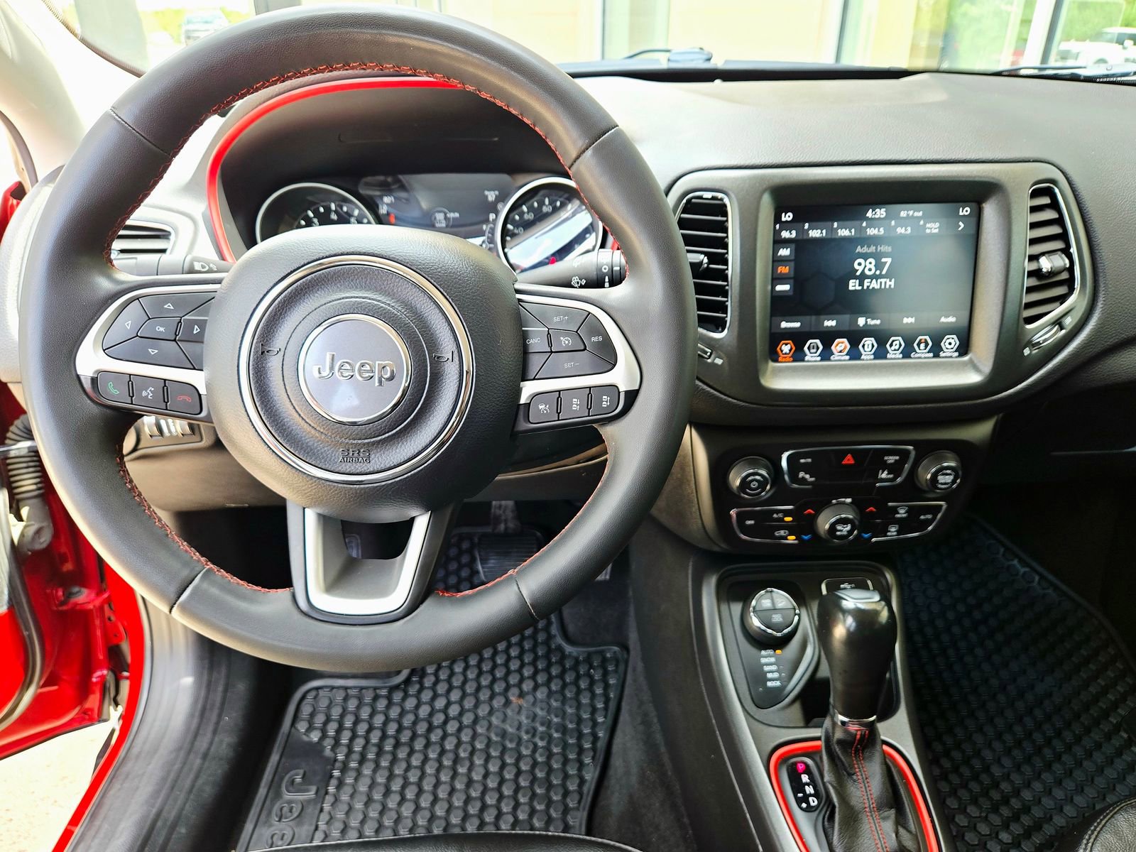 Used 2021 Jeep Compass Trailhawk image 9