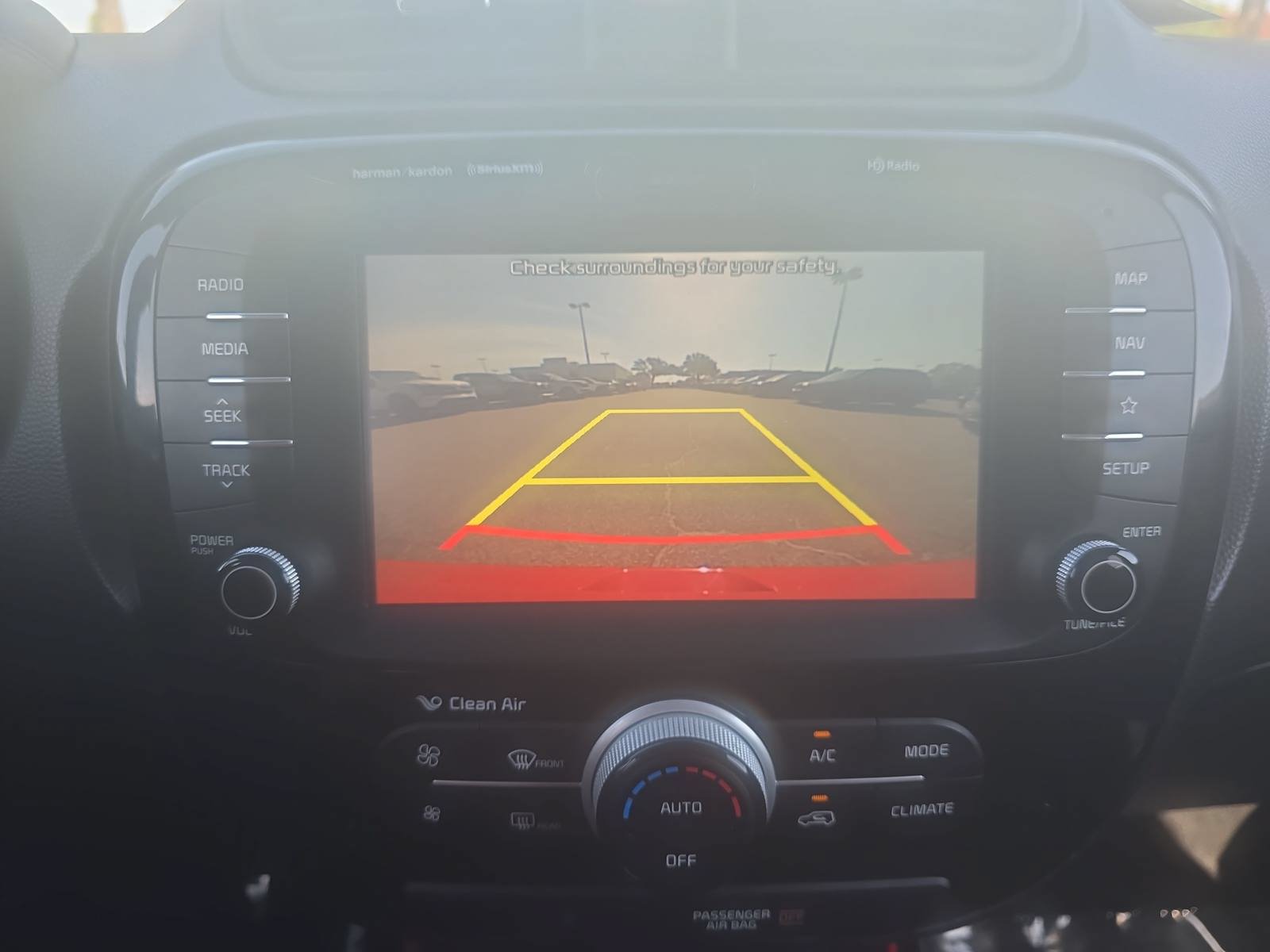 Used 2019 Kia Soul + FWD image 25