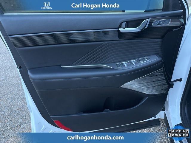 Used 2024 Hyundai Palisade Calligraphy image 16