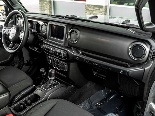 Used 2022 Jeep Wrangler Unlimited Sport image 29