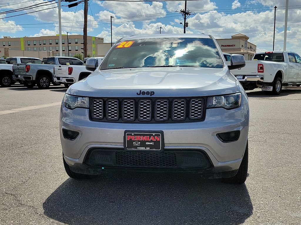 Used 2020 Jeep Grand Cherokee Altitude RWD image 3