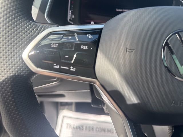 Used 2022 Volkswagen Tiguan SEL R-Line AWD/4WD image 19
