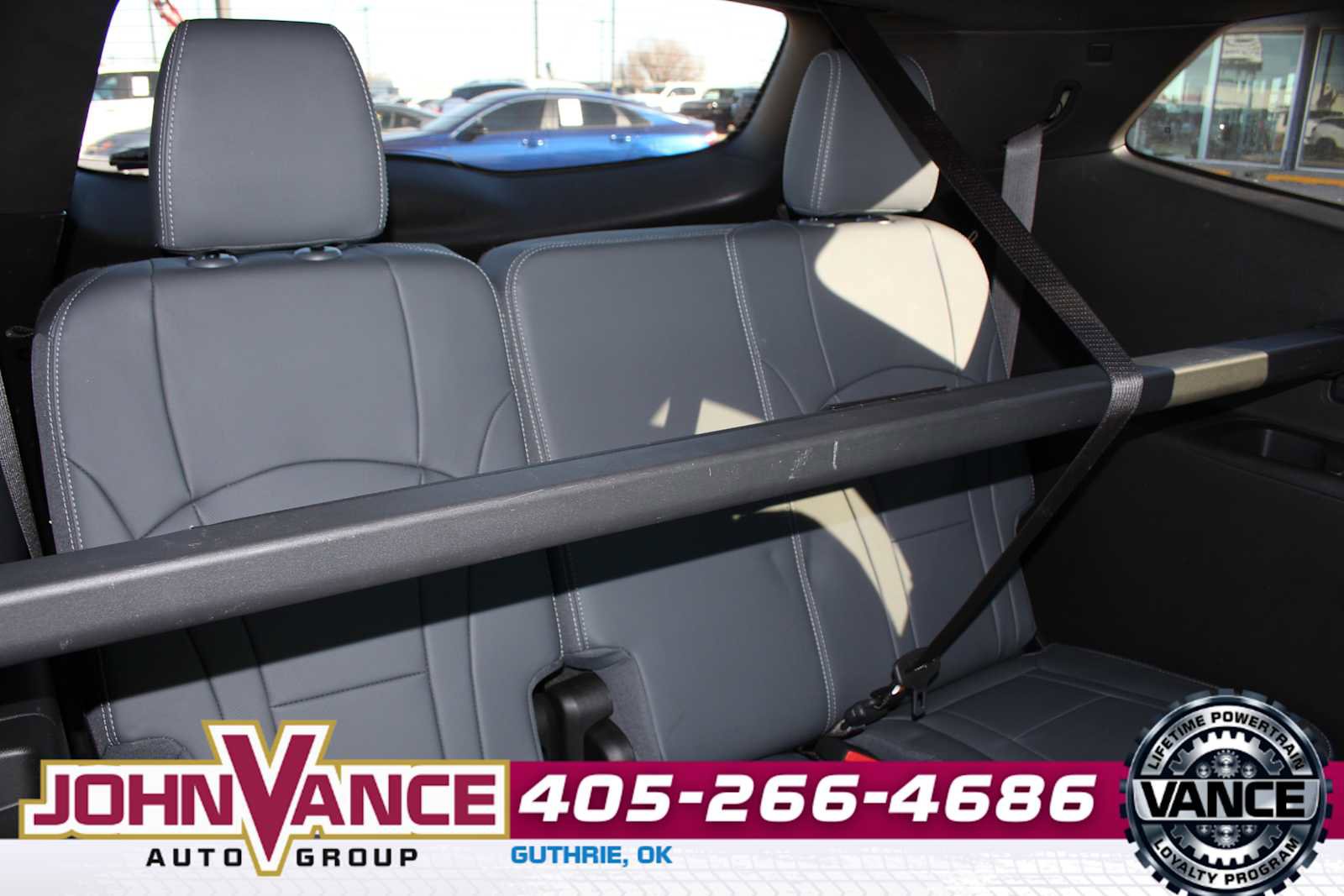 Used 2023 Buick Enclave Premium w/ Experience Buick Package image 22
