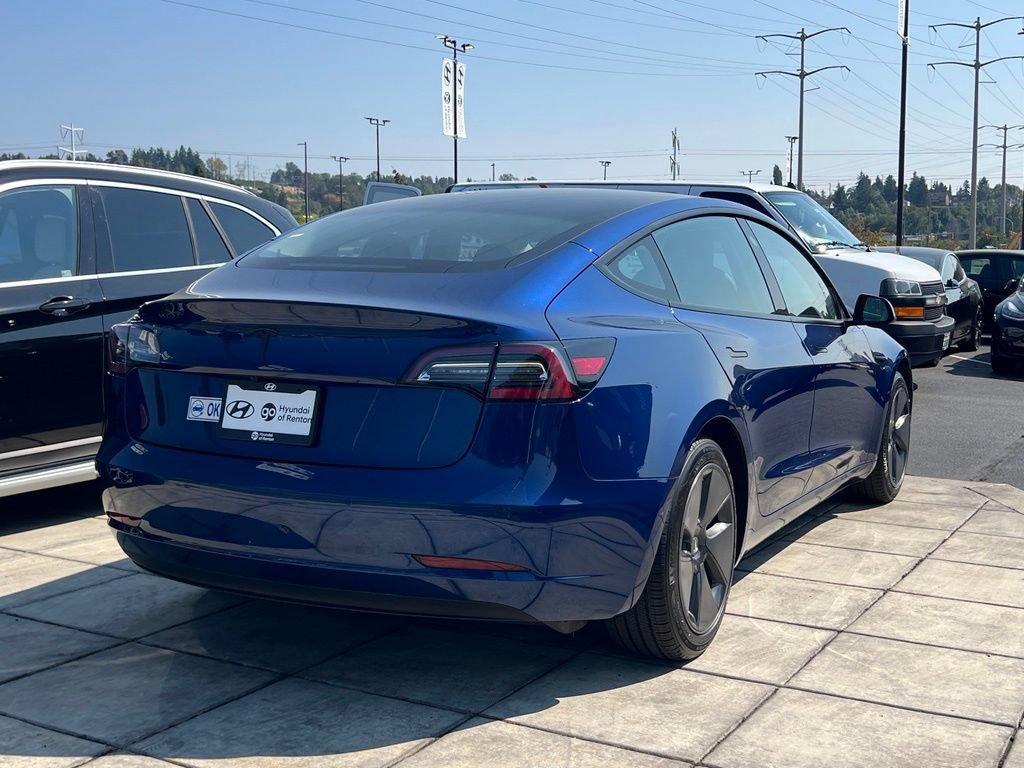 Used 2021 Tesla Model 3 Standard Range Plus RWD image 9