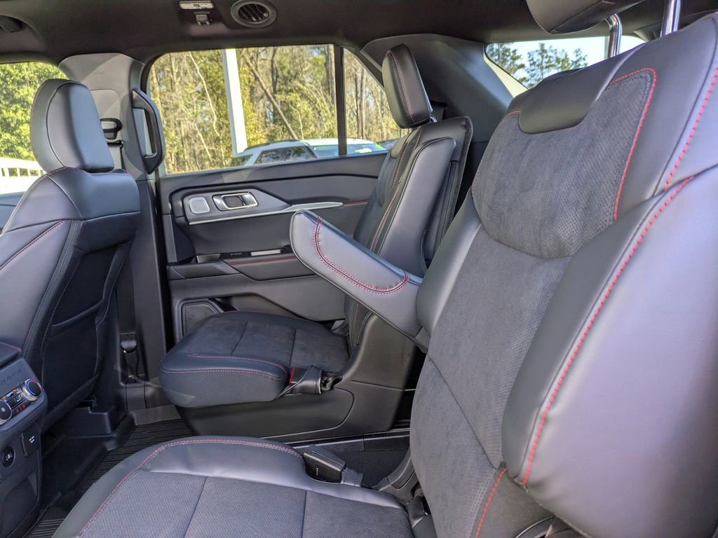 New 2026 Ford Explorer ST w/ Sun And Sound Package image 15