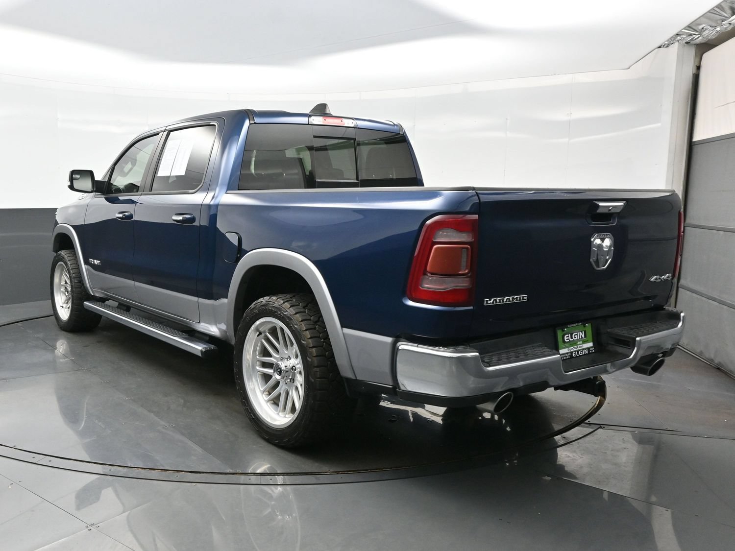Used 2020 RAM 1500 Laramie AWD/4WD image 5