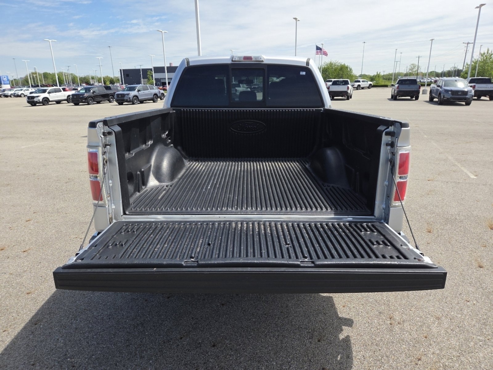 Used 2013 Ford F150 XLT w/ Luxury Equipment Group AWD/4WD image 18